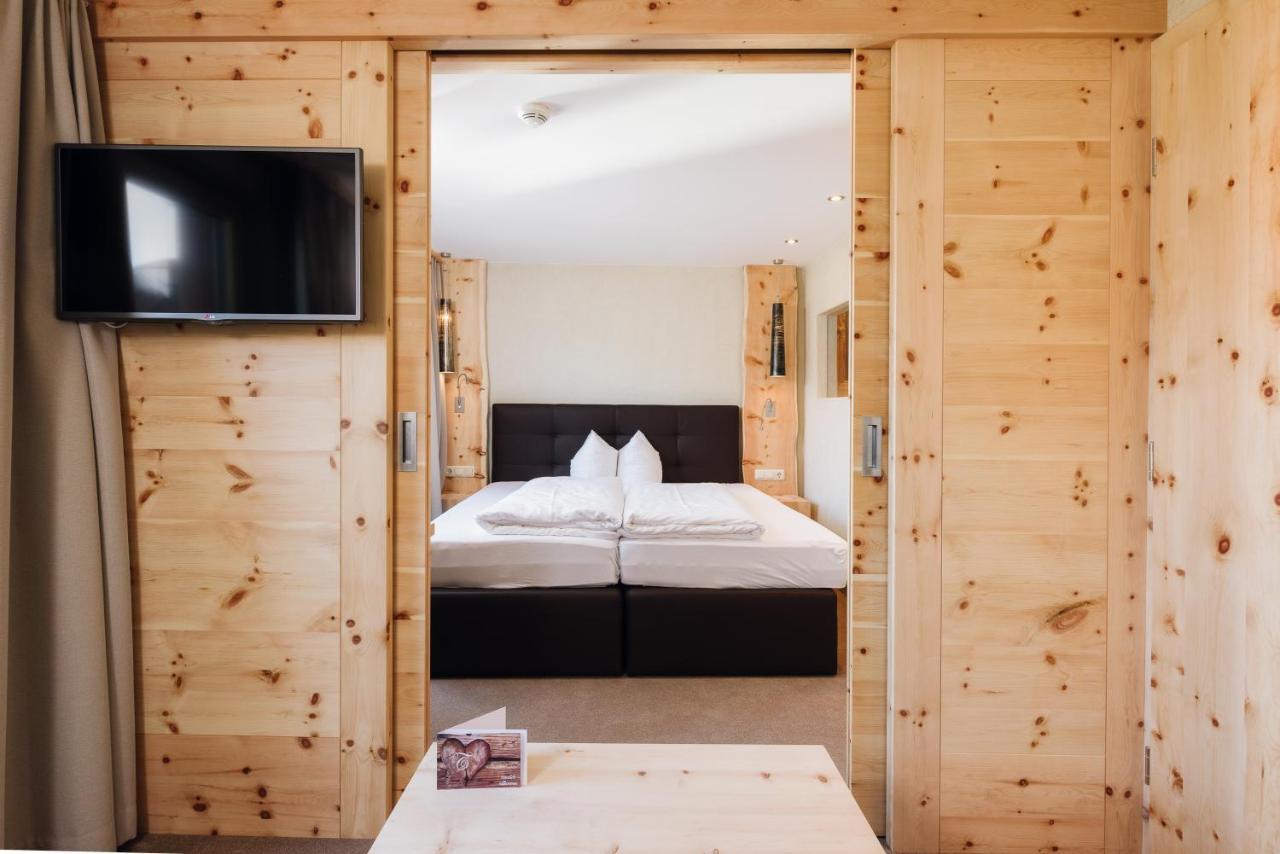 Hotel Tirol Fiss 4Sterne Superior Esterno foto