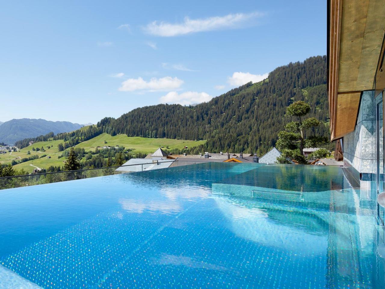 Hotel Tirol Fiss 4Sterne Superior Esterno foto